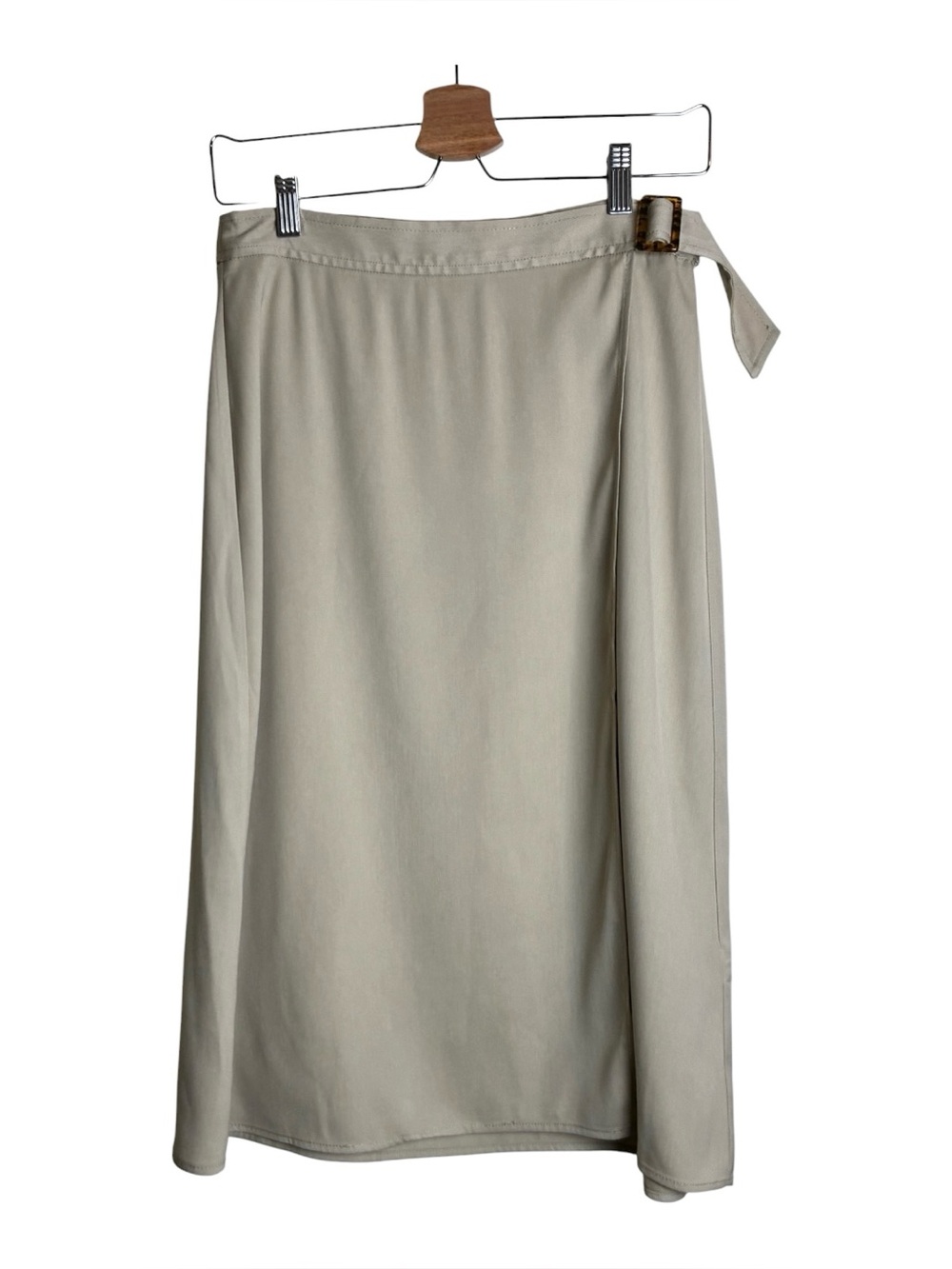 Max Studio Tan Cream Beige Wrap Skirt with Tortoise Shell Buckle Size 4